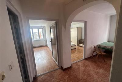 Apartament cu 2 camere decomandat, mobilat în Circumvalațiunii