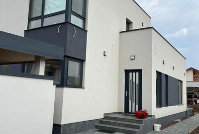 VILA PREMIUM-Dumbravita langa Sala Polivalenta pret 689.000 euro - 2