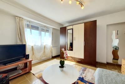 Apartament cu 2 camere decomandat în Unirii