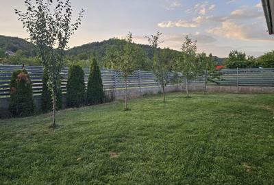 O casă superbă, construită pentru confort si eleganță - 21