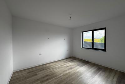 Casa cu 5 camere Visan - 14