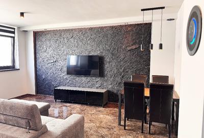 Apartament cu 3 camere decomandat în Torontalului
