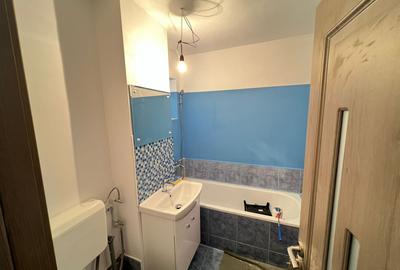 REZERVAT-Apartament-3-Camere-Decomandat-Racadau-Renovat-73mp-Lift - 12