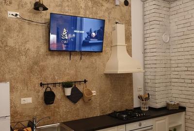 Apartament cu 1 camere semidecomandat în Centrul Istoric
