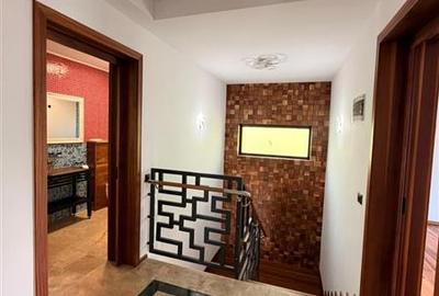 Vila de lux - 4 camere , teren 810mp teren,  Sanpetru - Brasov - 4