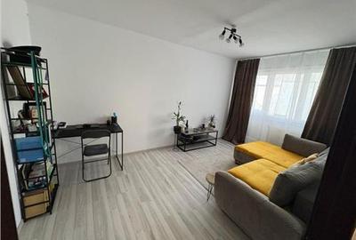 Apartament 2 camere decomandat zona Milcov - 1