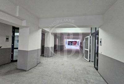 Apartament cu 5 camere decomandat în Theodor Pallady
