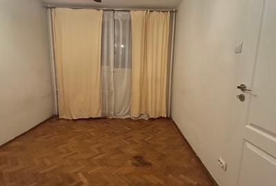 Apartament cu 2 camere semidecomandat în Iancului
