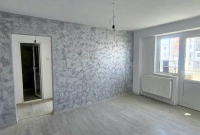 Apartament cu 2 camere semidecomandat în Viziru 3