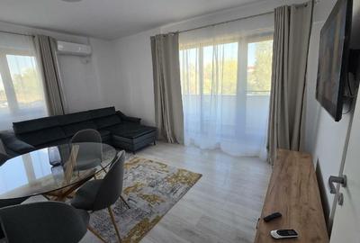Apartament cu 3 camere decomandat, mobilat în Pipera