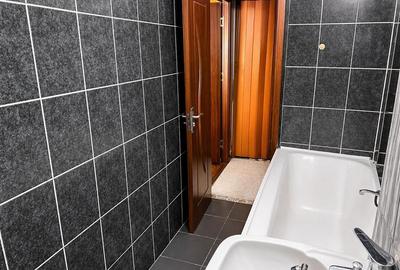 Vanzare apartament 3 camere - Podu Ros - bulevard etaj 2 - 9