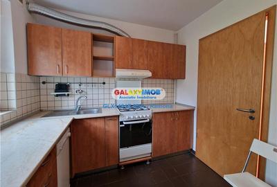 Apartament 3 camere, parcare proprie - Cart. German Chitila - 6