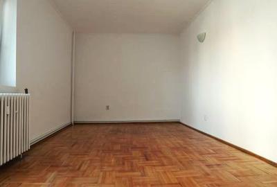 Inchiriere 3 Camere Generoase   Etaj 1   Ideal Birou, Sediu Firma sau Locuinta. - 4