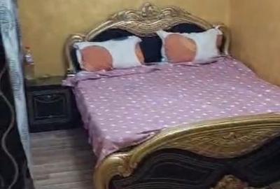 Garsonieră decomandată în Est
