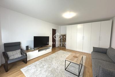 Apartament cu 2 camere semidecomandat, mobilat în P-ța Victoriei