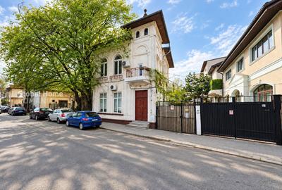 Apartament cu 2 camere semidecomandat în Dacia