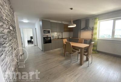 Apartament cu 3 camere semidecomandat în Florești