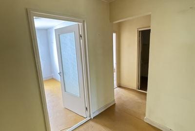Apartament 3 camere si 2 bai de vanzare, str. Tipografilor, Nord Bacau - 17