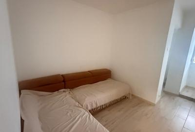 DRISTOR(Benzinaria MOL)-garsoniera, 7/8, mobilata+utilata, 350 euro - 3