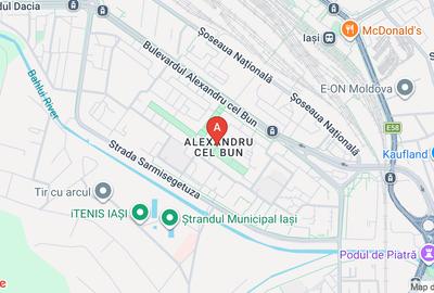 Apartament cu 3 camere semidecomandat în Alexandru cel Bun