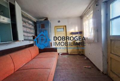 ZONA CENTRALA- CASA DEMOLABILA ,TEREN 733 MP,  DESCHIDERE STRADALA 11,5 ML - 6