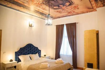 Apartament cu 3 camere semidecomandat, mobilat în Ultracentral