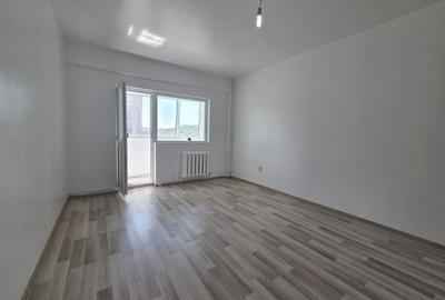 Apartament cu 2 camere decomandat în Mircea cel Bătrân