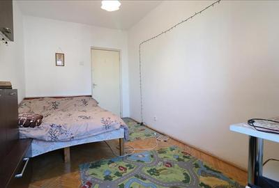 Apartament de 3 camere decomandat, etaj 3, 2 bai - Pacurari - 4