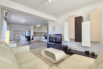 Apartament cu 3 camere decomandat, mobilat în Ultracentral