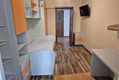 Apartament 3 camere de inchiriat zona Pacurari - Pizza Smile - 5