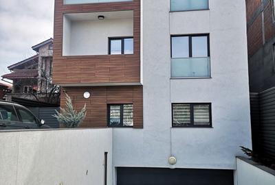 Apartament cu 4 camere decomandat în Nord