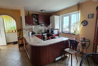 JUMĂTATE DE DUPLEX DE VÂNZARE , 140 MP UTILI-LA 2 MINUTE DE PÂRTIA SORICA  AZUGA - 5