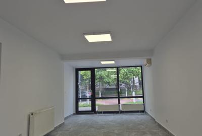 Spațiu comercial, 84 mp în Central
