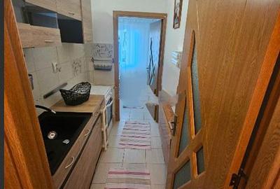 Garsonieră decomandată, mobilată în Tei
