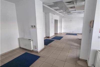 Spatiu comercial central  fost Sediu Banca Alphabank - 8