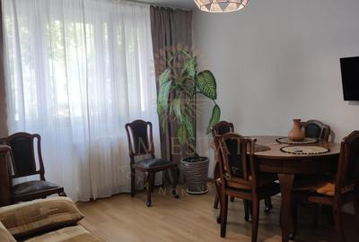 Apartament cu 3 camere semidecomandat, mobilat în Drumul Taberei