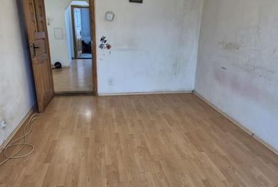 Apartament de vanzare 2 camere la 10 min. de metrou 1 Decembrie 1918 - 2