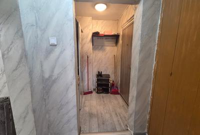 Apartament de inchiriat, 3 camere, decomandat, 52 mp, Mircea cel Batran - 12