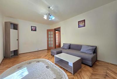 Apartament cu 3 camere decomandat în Decebal
