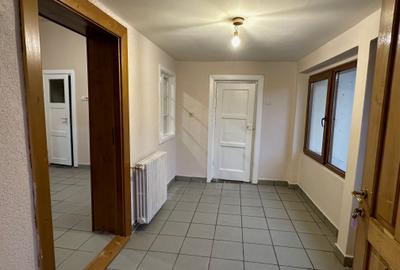 Casa 2 camere singur in curte - teren 900 mp - Sibiu - str. Nicolae Iorga - 8