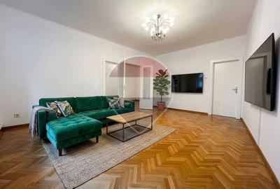 Apartament cu 2 camere decomandat în Centrul Istoric
