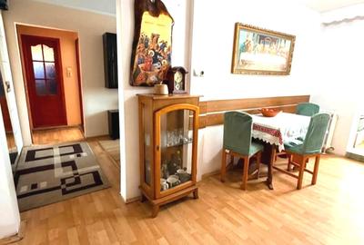 Apartament 3 camere 58mp+garaj Stadion Pret 75.000eur neg - 1