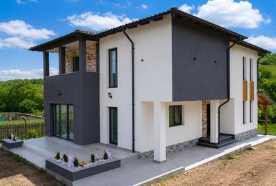 Casă individuală cu 4 camere în Negrești (Dobreni)