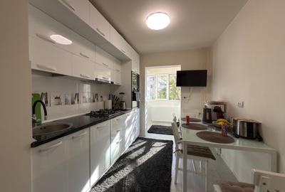 Apartament 3 camere zona Fizicienilor, etaj 5, bloc din 1983, str. Istriei 25 - 1