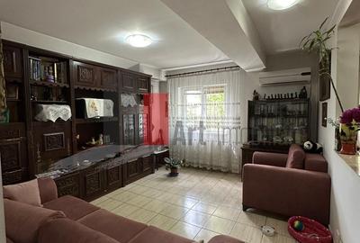 Apartament cu 3 camere decomandat în Prelungirea Ghencea