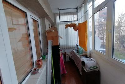 Apartament 2 camere et 1 (ACTIVITATE DE BIROU) zona Biblioteca Judeteana - 10