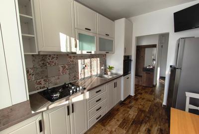 Închiriez apartament 2 camere - 12
