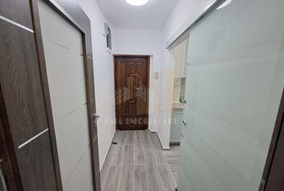 Apartament 2 camere renovat mobilat 2026 Astra Brasov - 2