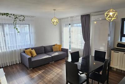 Apartament cu 3 camere semidecomandat, mobilat în Florești