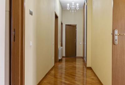 Dorobanti-Capitale,de vanzare  doua apartamente plus pod - 11